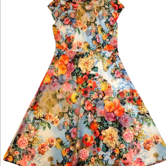 ECI Dresses & Skirts - ECI Floral Dress